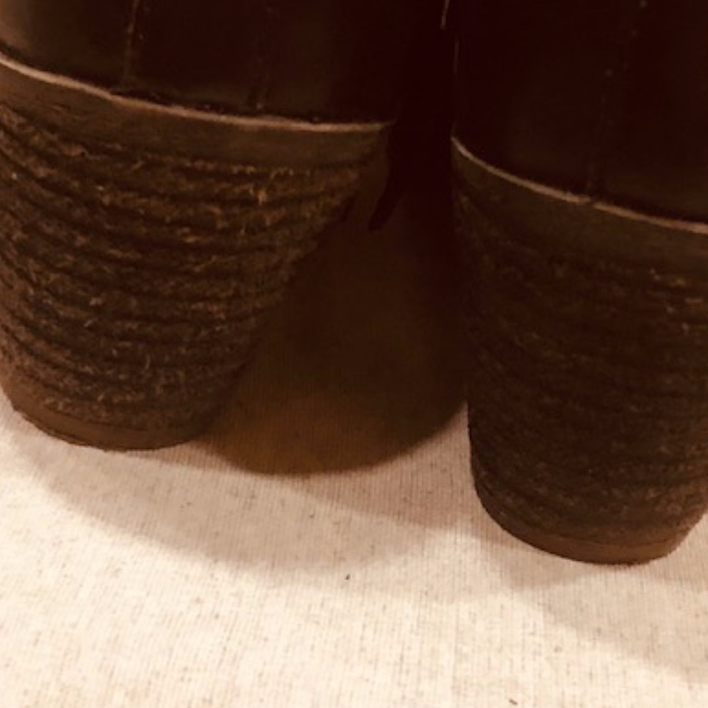 Frye Judith double zip black leather ankle bootie 6.5 - Picture 7 of 8